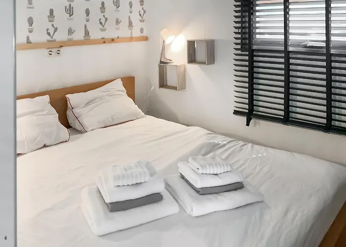 Camping Pet Friendly Stacaravan