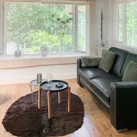 1 Bedroom Gorgeous Stacaravan In Hattemerbroek