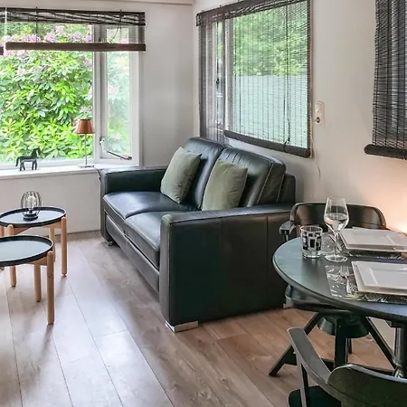 1 Bedroom Gorgeous Stacaravan In * Hattemerbroek