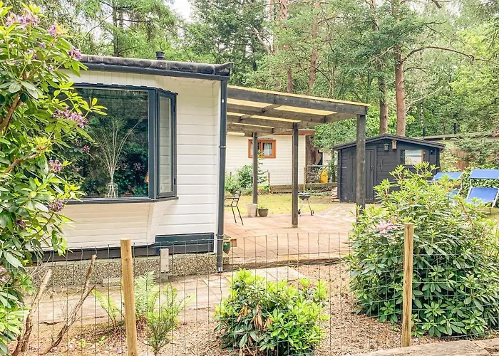 营地 Pet Friendly Stacaravan Hattemerbroek