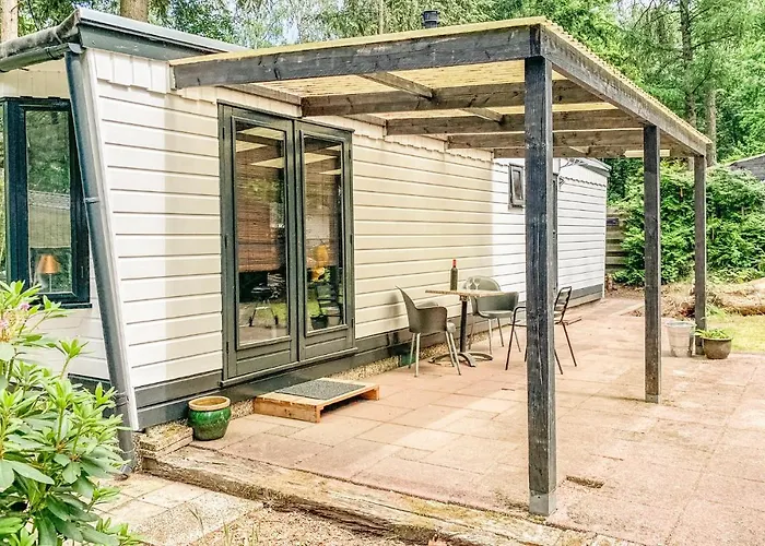 Pet Friendly Stacaravan 营地 3*